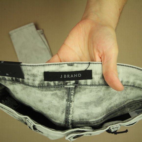 J Brand Alana High Rise Crop Skinny Jeans Women's Sz 25 Fragment Photo Ready NWT - Picture 8 of 12
